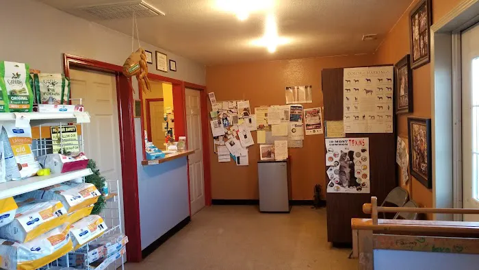 Animal Clinic of Sarcoxie Picture 7