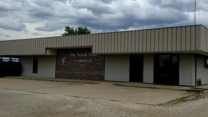 Iola Animal Clinic Picture 10
