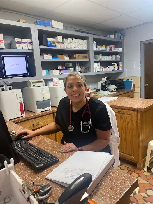 Barnes veterinary hospital Picture 4