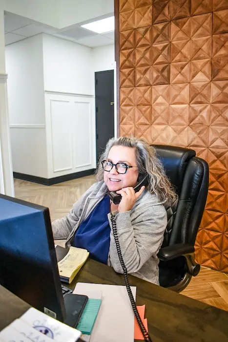 Ozark Veterinary Specialty Care Picture 1