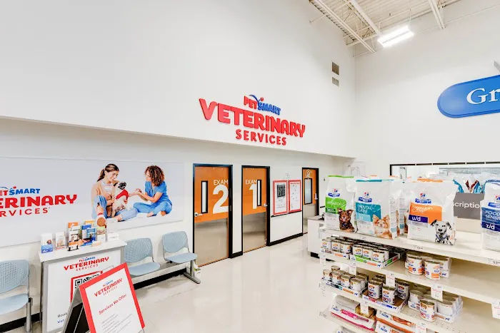PetSmart Veterinary Services - Fayetteville Picture 8