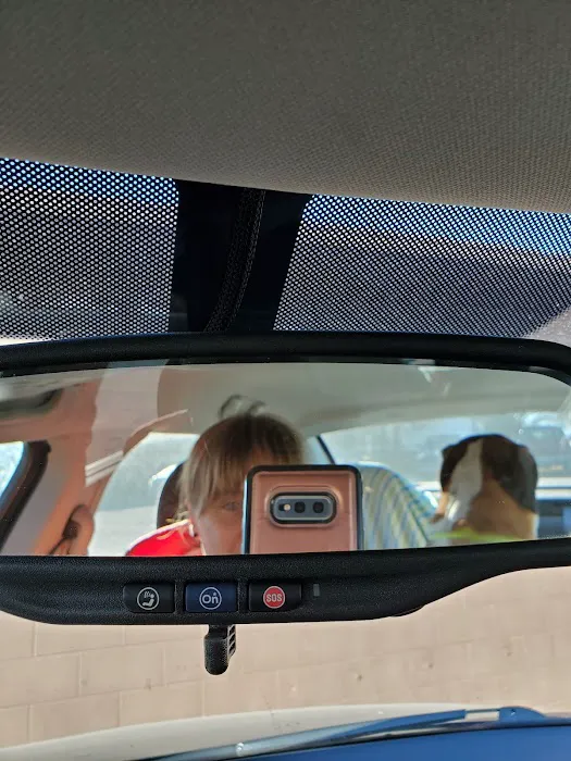 Girard Animal Hospital Picture 1