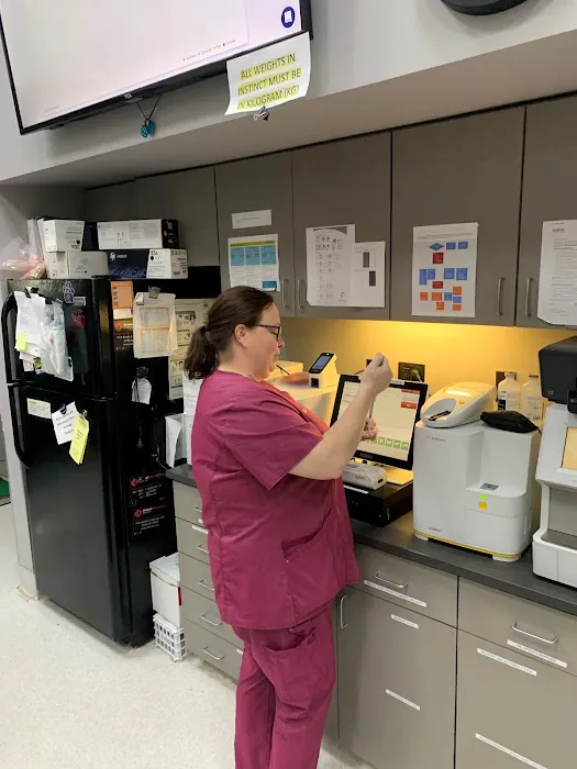 Animal Emergency Center of Tulsa Picture 3