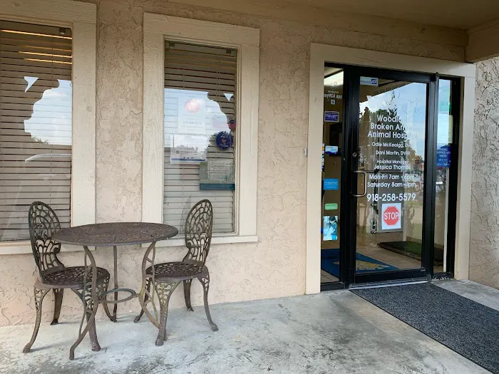 VCA Woodland Broken Arrow Animal Hospital Picture 2