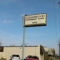 Cedarwood Veterinary Clinic: Robert W. Poteet, DVM, Wendy Sales,DVM, Bill Gooldy, DVM ico