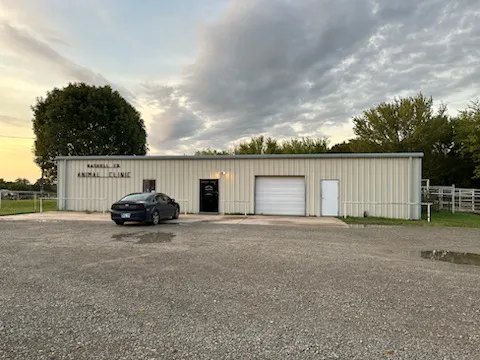 Haskell County Animal Clinic Picture 6