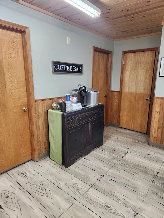 Haskell County Animal Clinic Picture 8