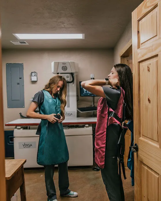 Meeker Animal Hospital Picture 1