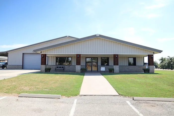 Oakridge Equine Hospital Picture 4