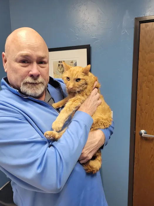 White Oaks Veterinary Clinic Picture 9