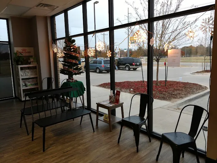 Okoboji Veterinary Hospital Picture 7