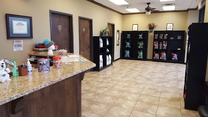 Mollet Pet Hospital and Urgent Care Picture 3