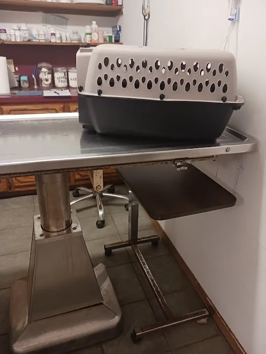 Garvin County Veterinary Hospital Picture 3