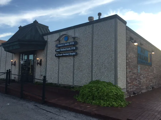 Pet Friends Veterinary Hospital Picture 1