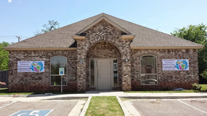 Healing Hands Veterinary Wellness Center Picture 3