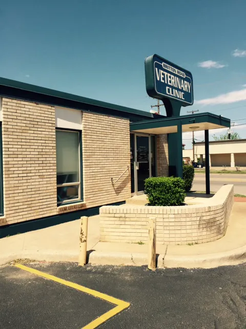 Britton Road Veterinary Clinic Picture 5