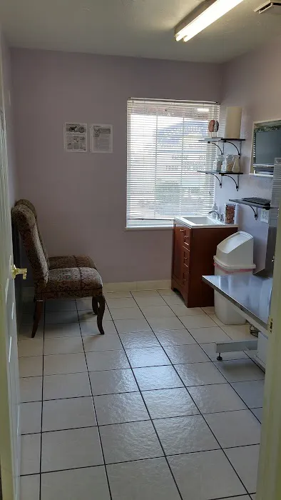 Awesome Care Veterinary and Laser Center Picture 1