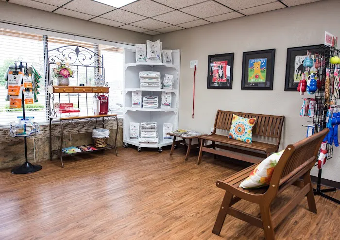 Yukon Veterinary Hospital Picture 8