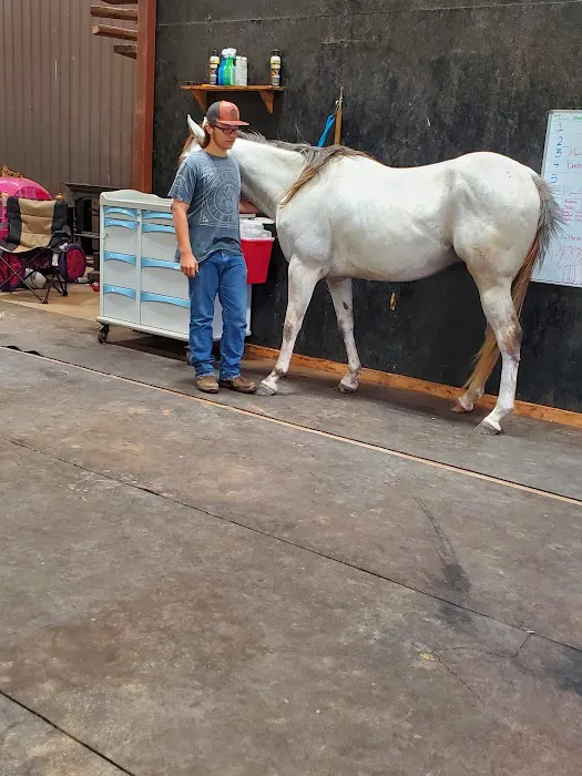 Thorne Jason DVM Picture 1