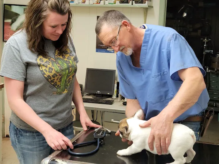 Salt Plains Veterinary Services Picture 4