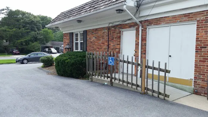 Beltsville Veterinary Hospital Picture 10