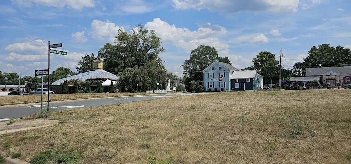 House Paws Animal Hospital Lovettsville Picture 1