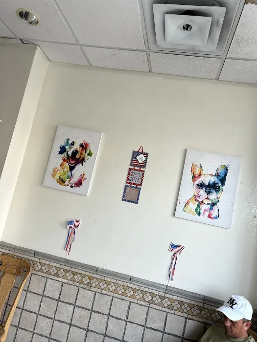 Elmhurst Animal Hospital Picture 2
