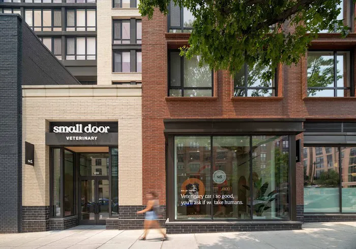 Small Door Veterinary - 14th Street Picture 3