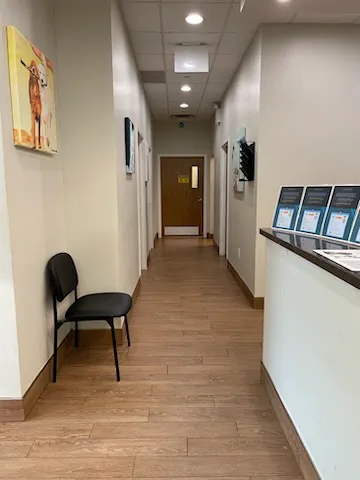 Uptown Paws Veterinary Clinic Picture 1