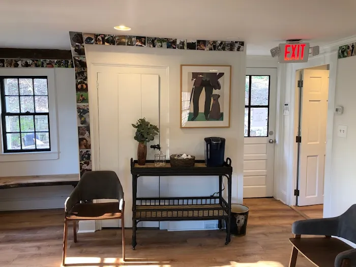 Cannondale Animal Clinic Picture 5