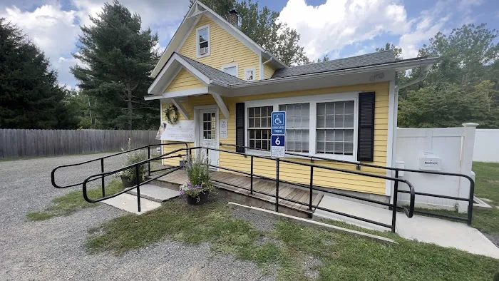 Roxbury Animal Clinic Picture 4