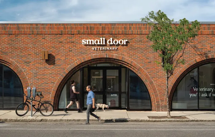 Small Door Veterinary - Brookline Picture 5